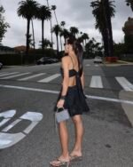 Vestido Babado Preto - Imagem 2