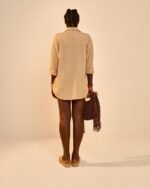 Camisa Manga Longa Sarah Cáqui - Imagem 2