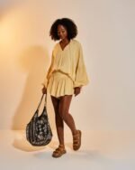 Bata Manga Longa Betina Manteiga - Imagem 2