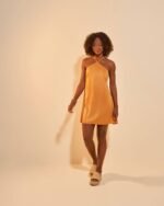 Vestido Acetinado Luara Cúrcuma - Imagem 3