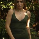 Top Decote Verde Musgo