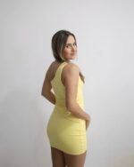 Top Ombro Assimétrico Amarelo Manteiga - Imagem 3